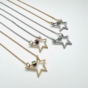 1x Shooting Star carabiner with zircons on cuban chain - 18”